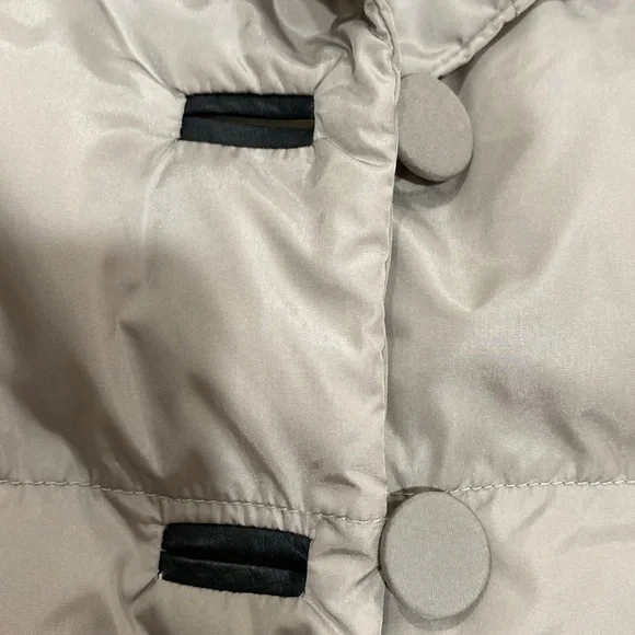 Prada Milano Puffer Down Jacket - Picture 12 of 12